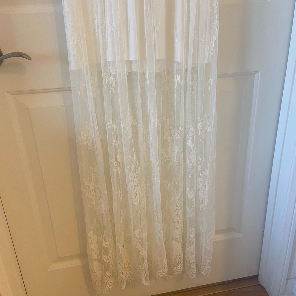 Parker Revolve Lace Long Dress Lace Formal Gown in Ivory White Size 6 - Picture 3 of 8